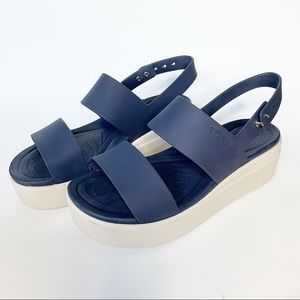 Women’s Brooklyn Low Wedge Crocs Sandals